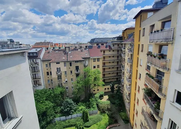 Master With Air Condition And Separated Rooftop Terrace Apartamento *