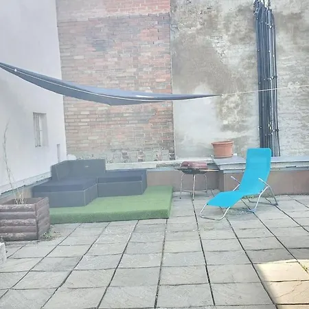 Master With Air Condition And Separated Rooftop Terrace Lägenhet Budapest