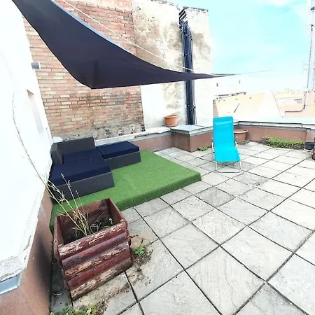 Master With Air Condition And Separated Rooftop Terrace Lägenhet Budapest