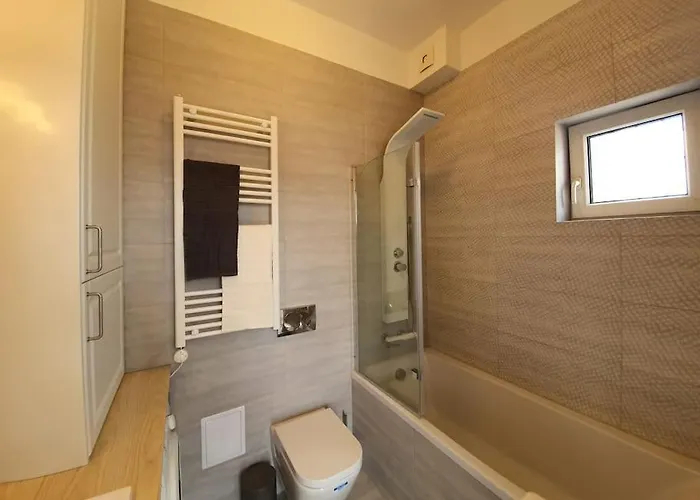 Master With Air Condition And Separated Rooftop Terrace